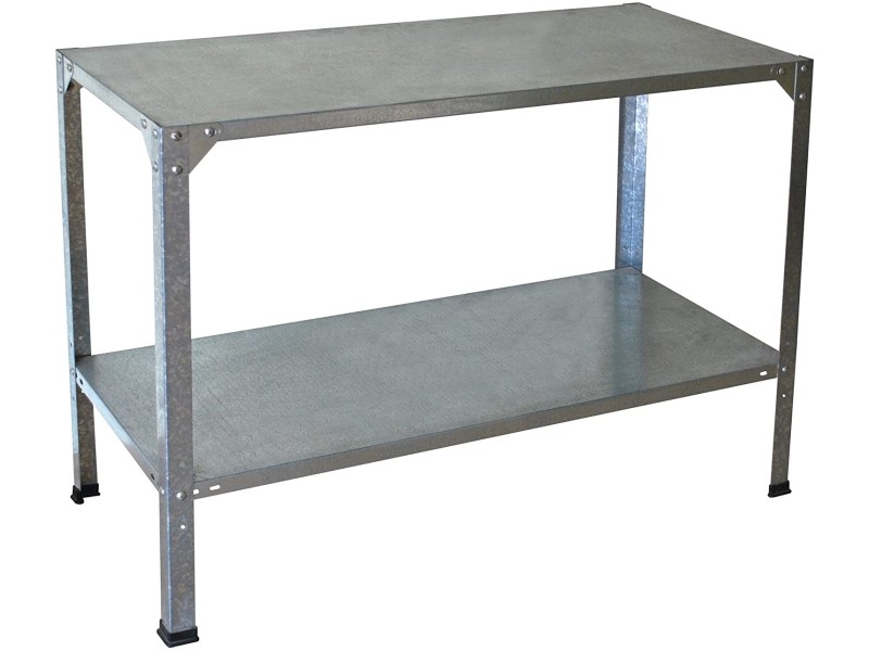 Tisch aus Stahl